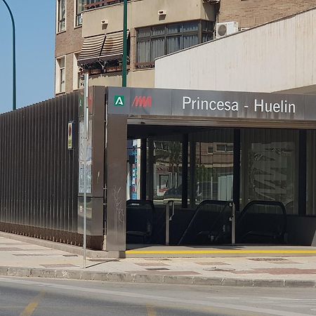 Acogedor Apartamento En Malaga Playa المظهر الخارجي الصورة