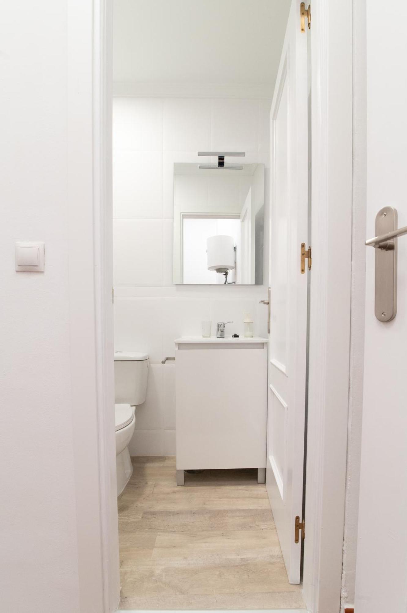 Acogedor Apartamento En Malaga Playa المظهر الخارجي الصورة